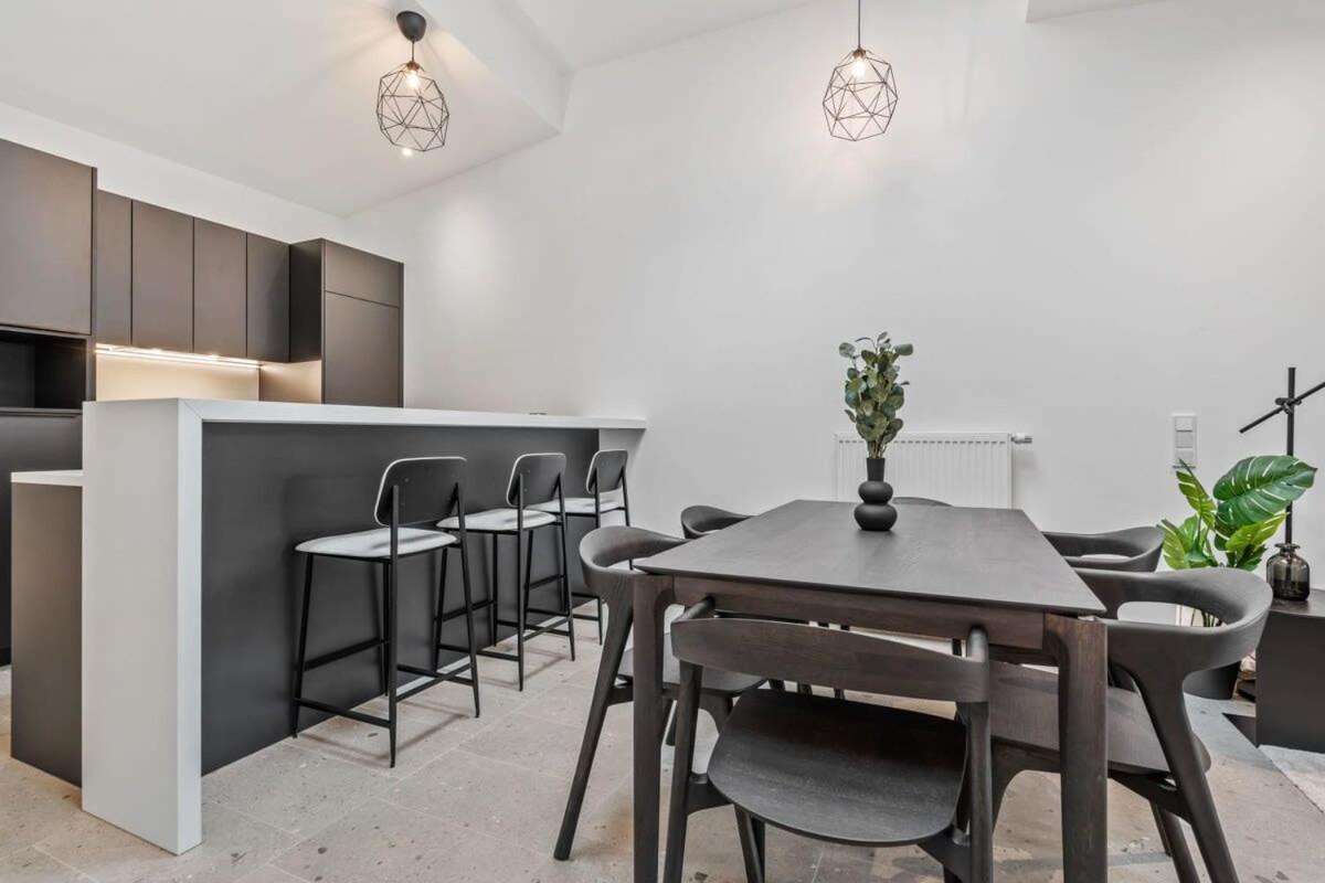 Luxurious 2Br Apt With Balcony In Luxembourg Apartment Exterior photo